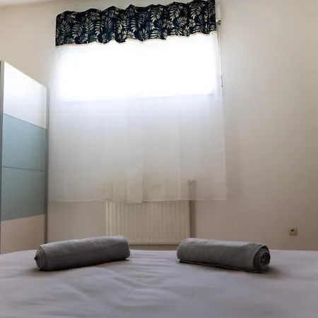 Duplex Cosy- Proche Centre Apartment